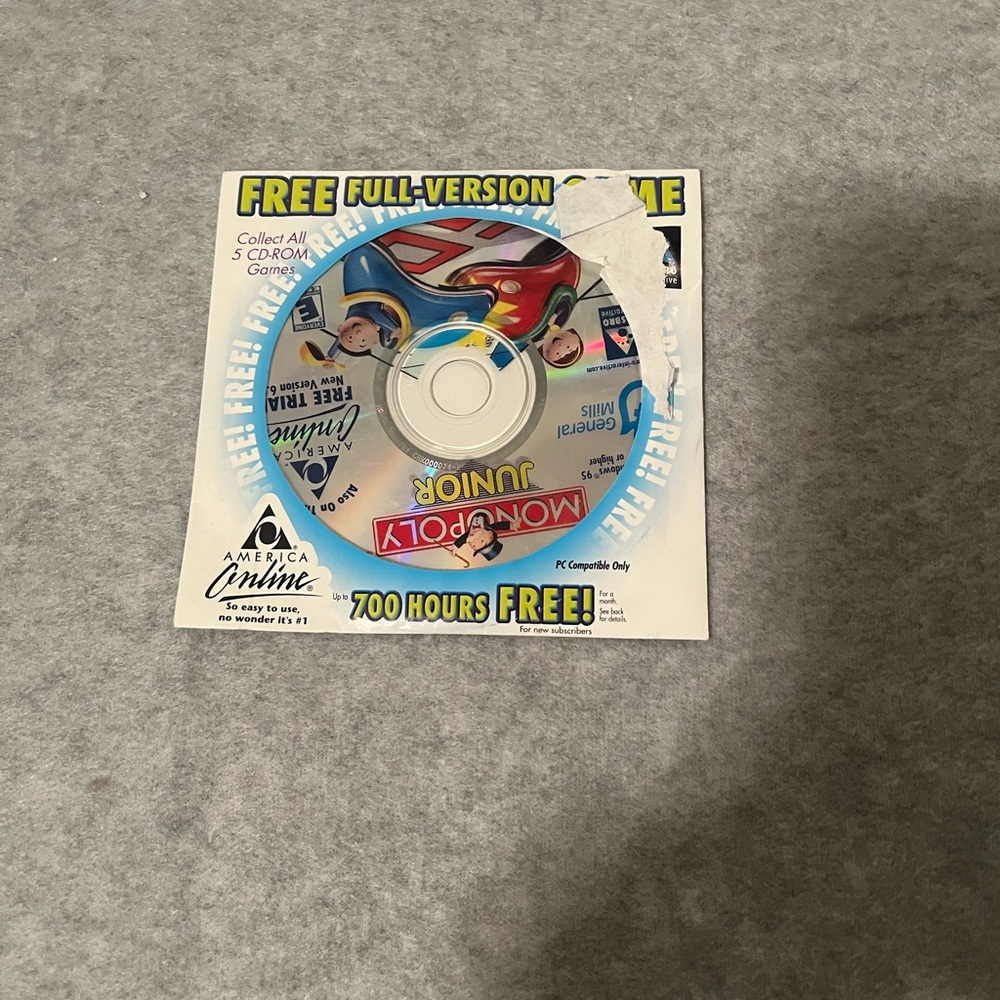 NWT SEALED Monopoly/AOL DISK  Vitage